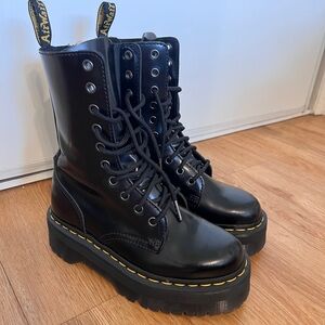 Dr.Martens black JADON HI 10eye boots